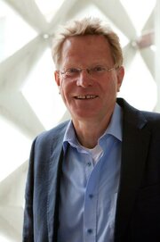 Prof. Knösel