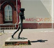 Denkmal für den Wiederaufbau der Stadt in Rathenow. Foto: LISUM