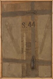Strukturen des Oderbruchs (1978) Erde, Sand, Gewebe, Latex 78 x 117 cm