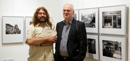 Klaus D. Fahlbusch und Rainer F. Steußloff in der Ausstellung