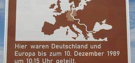 Schild an der der L1005 zwischen Thüringen und Niedersachsen.