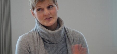Die Referentin Frau Dr. Becker in Aktion