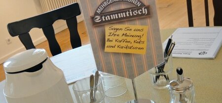 Mehrgenerationen-Stammtisch in der Landeszentrale