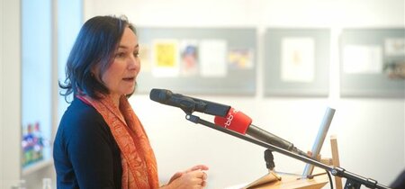 Dr. Sylke Wunderlich, Kunsthistorikerin hält die Eröffnungsrede
