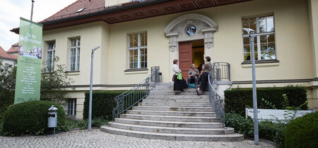 Eingang zur Landeszentrale