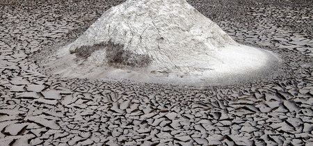 Thomas Kläber, Häufchenlandschaft Welzow, 2010
