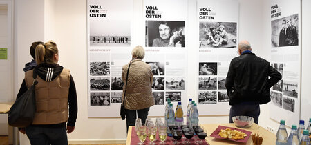 Ausstellungseröffnung "Voll der Osten"