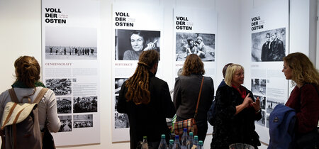 Ausstellungseröffnung "Voll der Osten"