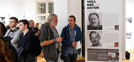 Ausstellungseröffnung "Voll der Osten"