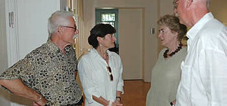 während der Ausstellungseröffnung