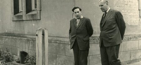 Schönherr im Gespräch mit dem Teilnehmer des Predigerseminars Günter Kuhn