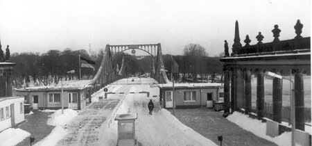 Potsdam, Glienicker Brücke, Dezember 1985