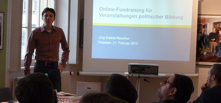 Jörg Eichsfeld-Reschke bei seinem Vortrag