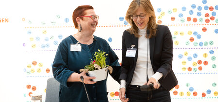Martina Weyrauch und Jana Steinke beim Netzwerktreffen 2025