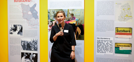Führung durch die Ausstellung "Wir sind Brandenburg" mit Karen Bähr