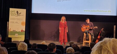 Musikalisches Rahmenprogramm mit Carmen Orlet und Hugo Dietrich