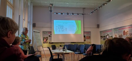 Andrea Nienhuisen, Mobile Beraterin im Brandenburgischen Institut für Gemeinwesenberatung im Workshop 1
