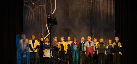 Dazwischen die Mauer. Theaterprojekt des Vereins Vorortung 2019