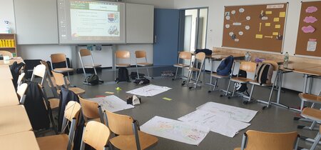 Kooperatives Lernen statt Frontalunterricht – Bei den Schulworkshops sitzen alle in einem Stuhlkreis.