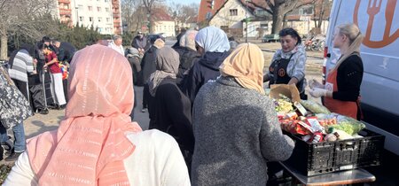 Wöchentliche Anlaufstelle für alle – Menschen unterschiedlicher Kulturen nutzen regelmäßig das Angebot der Tafel 