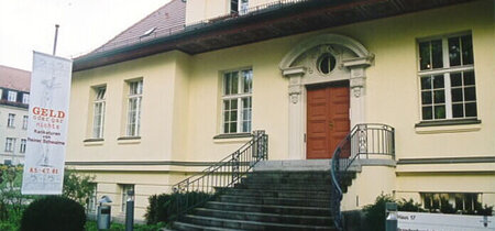 Domizil der Ausstellung im Haus der Brandenburgischen Landeszentrale für politis