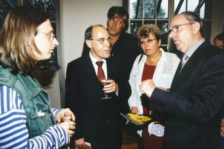 Im Gespräch: Karsten Krampnitz (StrassenZeitung), Gregor Gysi, Hanns Harnisch (P