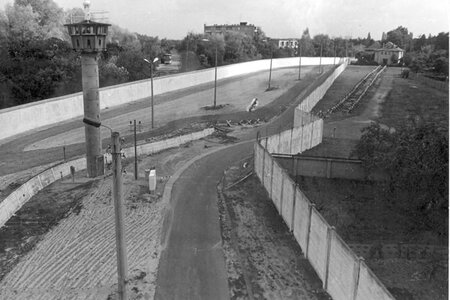 Kleinmachnow, Kuckoffplatz, Oktober 1985