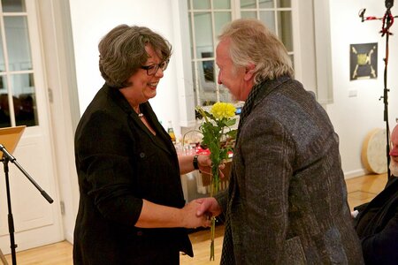 Martina Schellhorn und Prof. Guggenberger