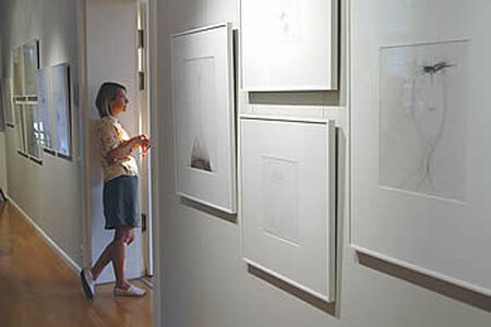 Ausstellungsbesucherin
