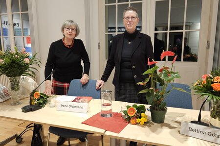 Die Autorinnen Irene Dieckmann und Bettina Götze