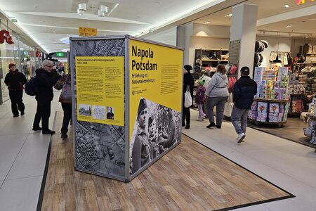 Unsere Napola-Ausstellung im Bahnhof Potsdam