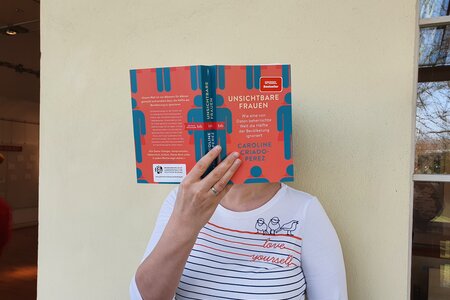 Das Buch vor dem Kopf