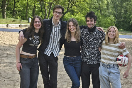 Das Orga-Team von Lehnitz Connect. Initiatorin Sandra Loren (Mi.) und ihre Mitstreiterinnen und Mitstreiter.