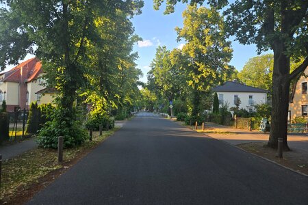 Wie leergefegt: Lehnitz, ein idyllischer Ortsteil von Oranienburg, hat jungen Leuten nicht viel zu bieten. 