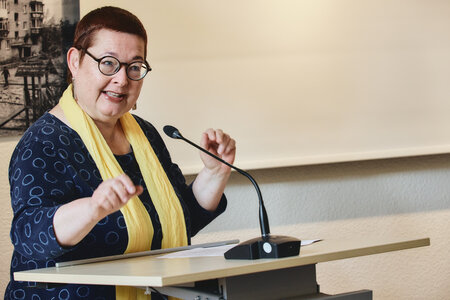 Martina Weyrauch, Leiterin der Landeszentrale, zur Ausstellungseröffnung am 26. April 2023 in der Landeszentrale