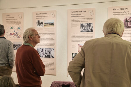 Ausstellungseröffnung "Haus ohne Grund"