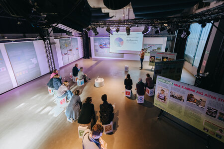 Die Klimaausstellung in den Räumen der Kulturgiesserei Schöneiche