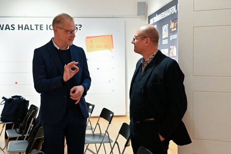 Antisemitismusbeauftragter Andreas Büttner und Joachim Seinfeld im Gespräch