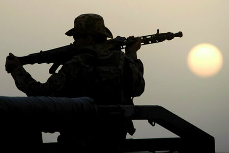 Bundeswehrsoldat im Feldlager von Kundus