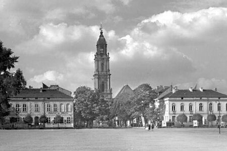 Potsdam (circa 1928 -1944), Blick vom Lustgarten zur Garnisonkirche. Bundesarchiv, Bild 170-177 / Max Baur / CC-BY-SA Potsdam, Blick vom Lustgarten zur Garnisonkirche