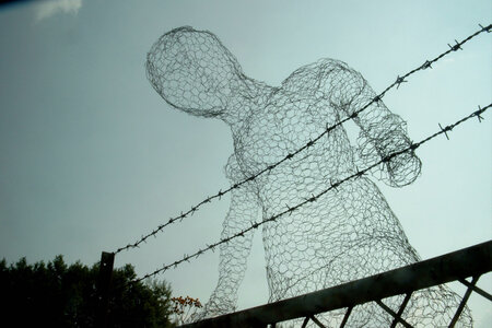 Figur aus Maschendraht