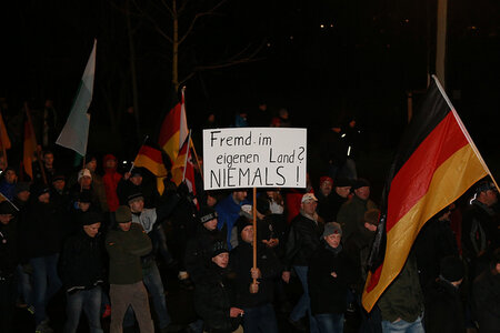 Pegida Demonstration in Dresden am 05.01.2015