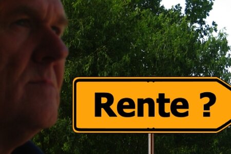 Wegweiser mit der Aufschrift Rente