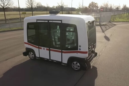 Testfahrzeug der Deutschen Bahn. Bild: Screenshot youtube selbstfahrender Bus der DB