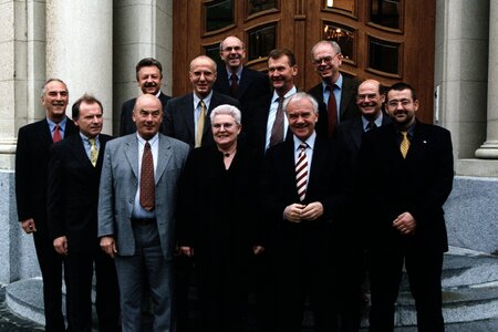 Gruppenfoto des Kabinetts