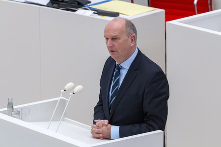 Dietmar Woidke während einer Plenarsitzung am 23. Januar 2020 im Landtag Brandenburg