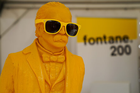 Fontane Figur Ottmar Hörl Fontane Figur Ottmar Hörl