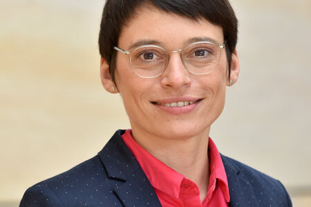 Als Expertin für die Gestaltung von Diversität spricht Josefine Paul 