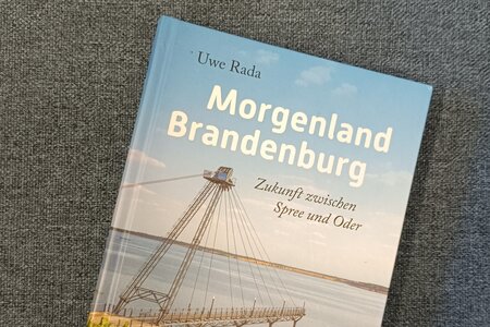 Buchcover Morgenland Brandenburg