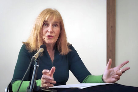 Dr. Florence Hervé (2021) Florence Hervé bei einem Vortrag 2021
